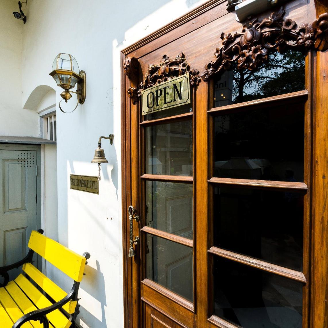 Hotel The Corner Courtyard Kalkuta Zewnętrze zdjęcie